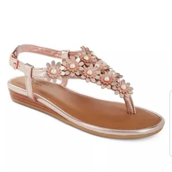 NEW Rampage Girls Sandals Brianna Rose Gold Sz 5 M  (sizes 2 & 4 also Available) - Picture 2 of 12